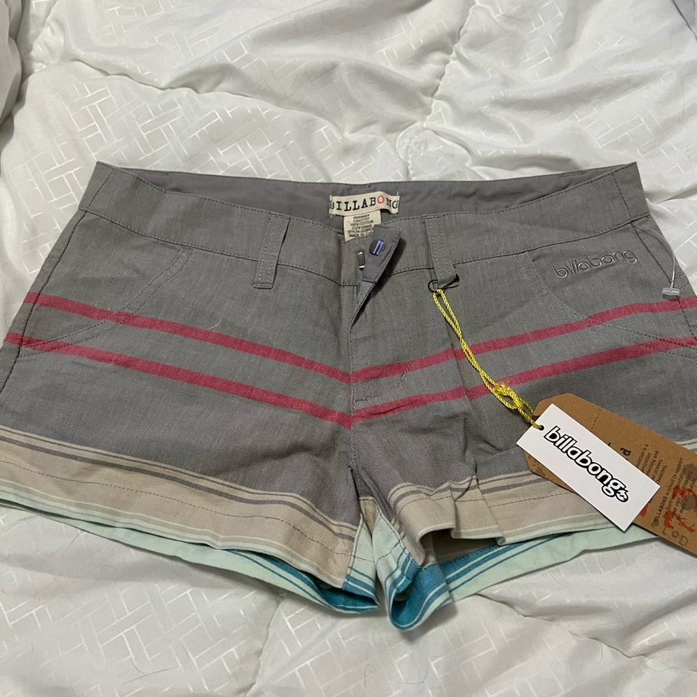 NWT billabong  cotton shorts